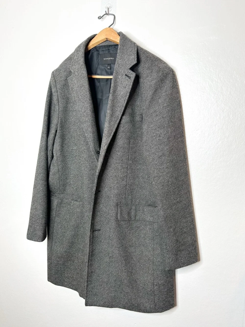 Banana Republic Mens Herringbone Wool Blend Overcoat Neutral Grey Large L